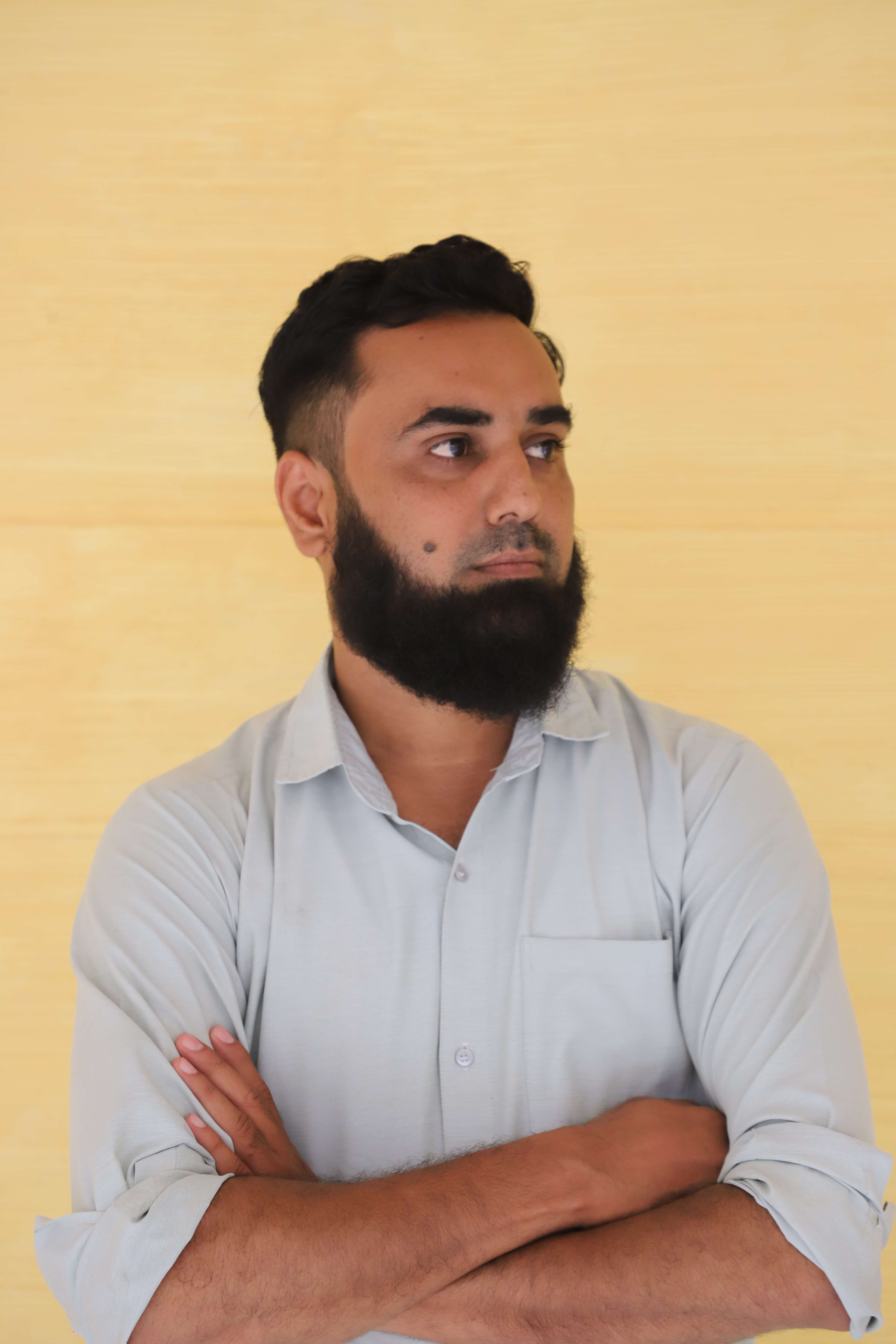 Mogal Ejaz Khan Founder of Digi Market Expert Digital Marketing Expert in Palanpur Gujarat